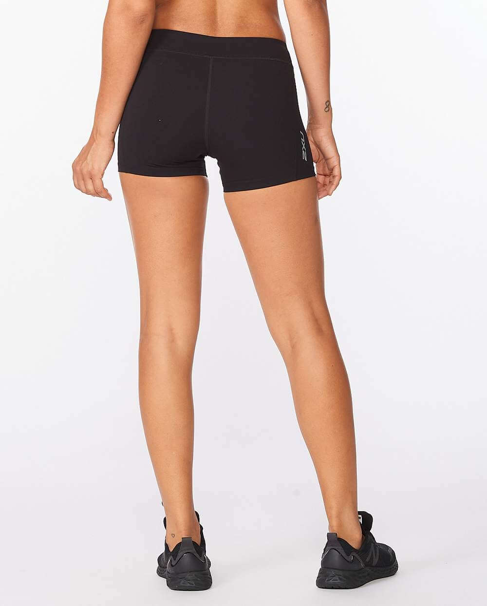 Form Mid-Rise Compression 4 Inch Shorts